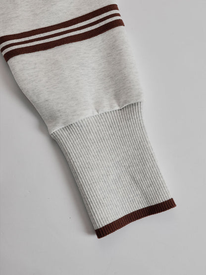 Priscilla - Ensemble de sport élégant avec sweat à capuche demi-zip