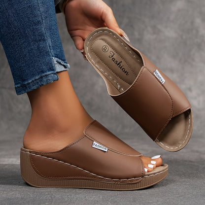 Sandalias tipo zueco con arco plantar, marrones, suela de cuña marrón con tira frontal
