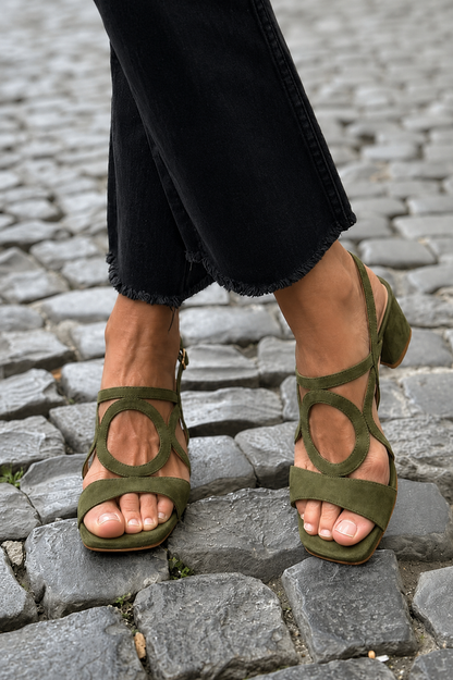Sandalias de verano con tira cruzada y tacón abierto verde oliva