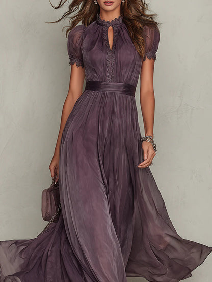 Flavia - Robe longue violette à encolure en trou de serrure