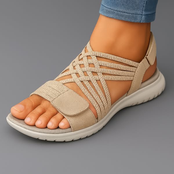 Sandalia ortopédica ergonómica beige con tira tejida y velcro en el empeine