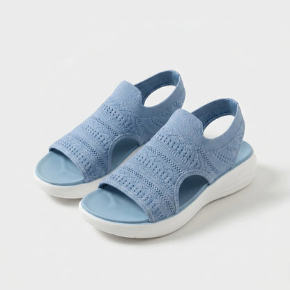 Sandalias ortopédicas cómodas Moara azul claro de tejido elástico con suela blanca