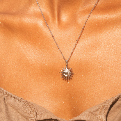 Sol - Fino collar de verano